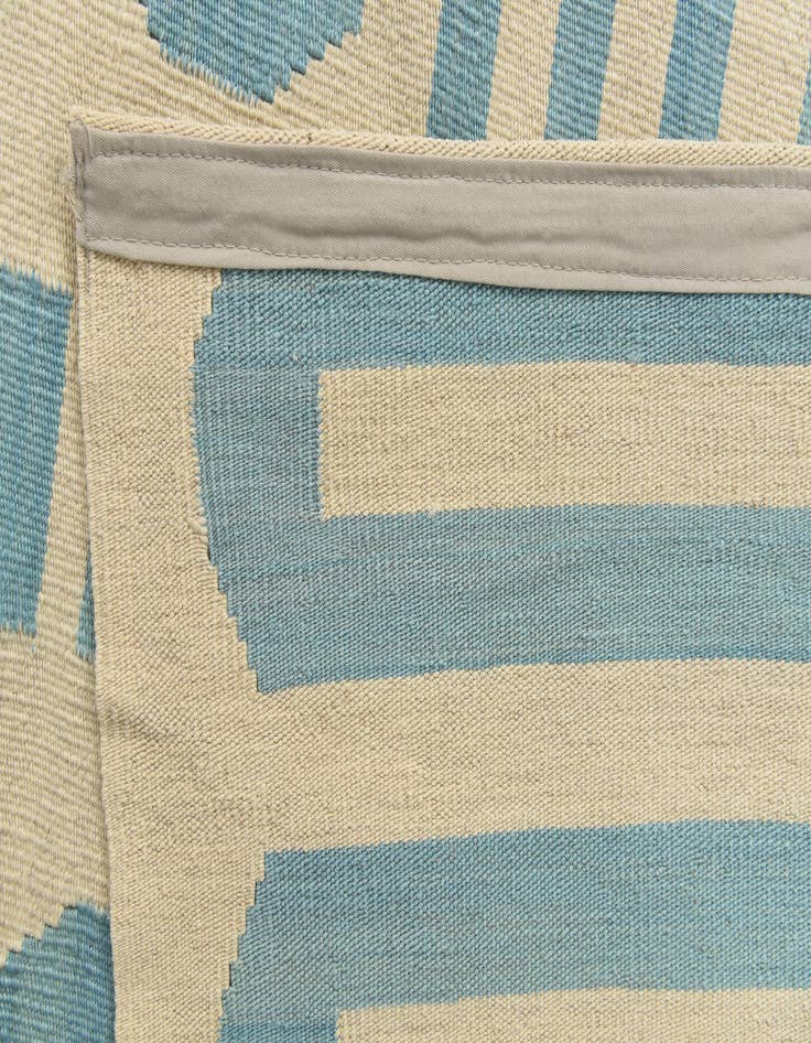 Detail image of  6' 7 x 9' 9  Hand Woven Kilim Modern Wool Rug