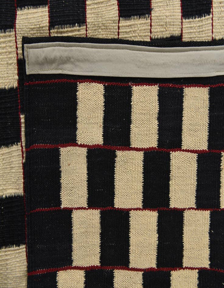 Detail image of  6' 7 x 9' 7  Hand Woven Kilim Modern Wool Rug