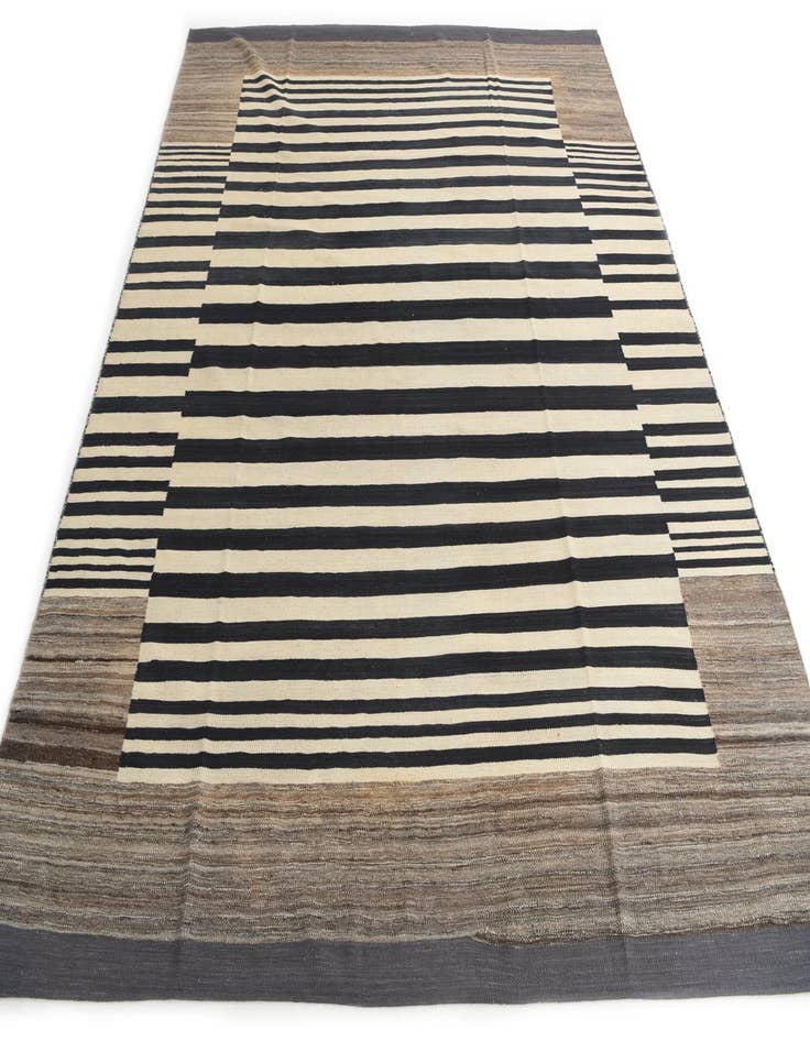 Detail image of  8' 1 x 9' 8  Hand Woven Kilim Modern Wool Rug