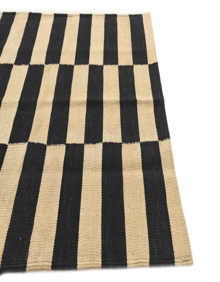 Detail image of  2' 8 x 3' 10  Hand Woven Kilim Modern Wool Rug