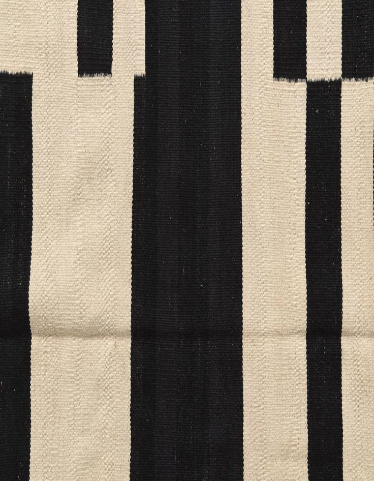 Detail image of  5' 7 x 7' 8  Hand Woven Kilim Modern Wool Rug