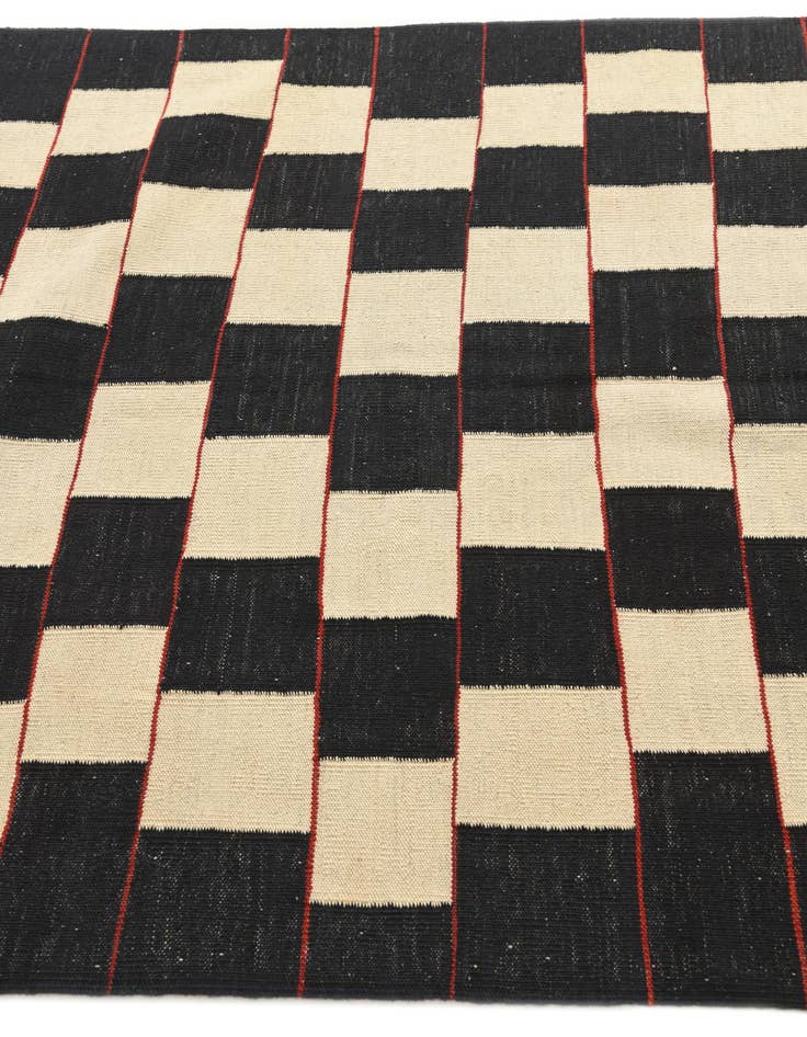 Detail image of  4' 5 x 5' 9  Hand Woven Kilim Modern Wool Rug