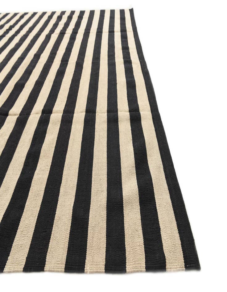 Detail image of  8' 5 x 11' 3  Hand Woven Kilim Modern Wool Rug