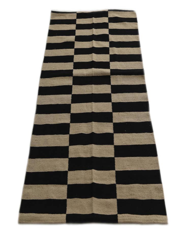 Detail image of  3' 4 x 4' 9  Hand Woven Kilim Modern Wool Rug