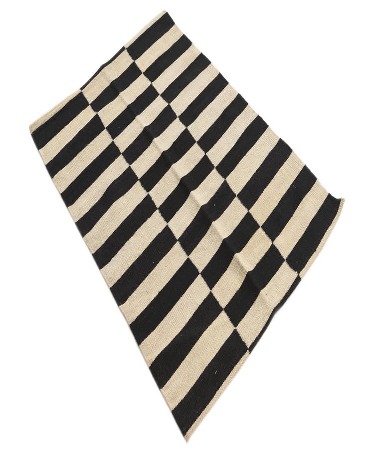 Detail image of  2' 8 x 3' 9  Hand Woven Kilim Modern Wool Rug