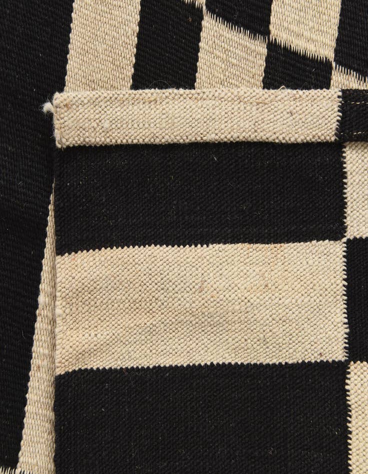 Detail image of  2' 8 x 3' 9  Hand Woven Kilim Modern Wool Rug