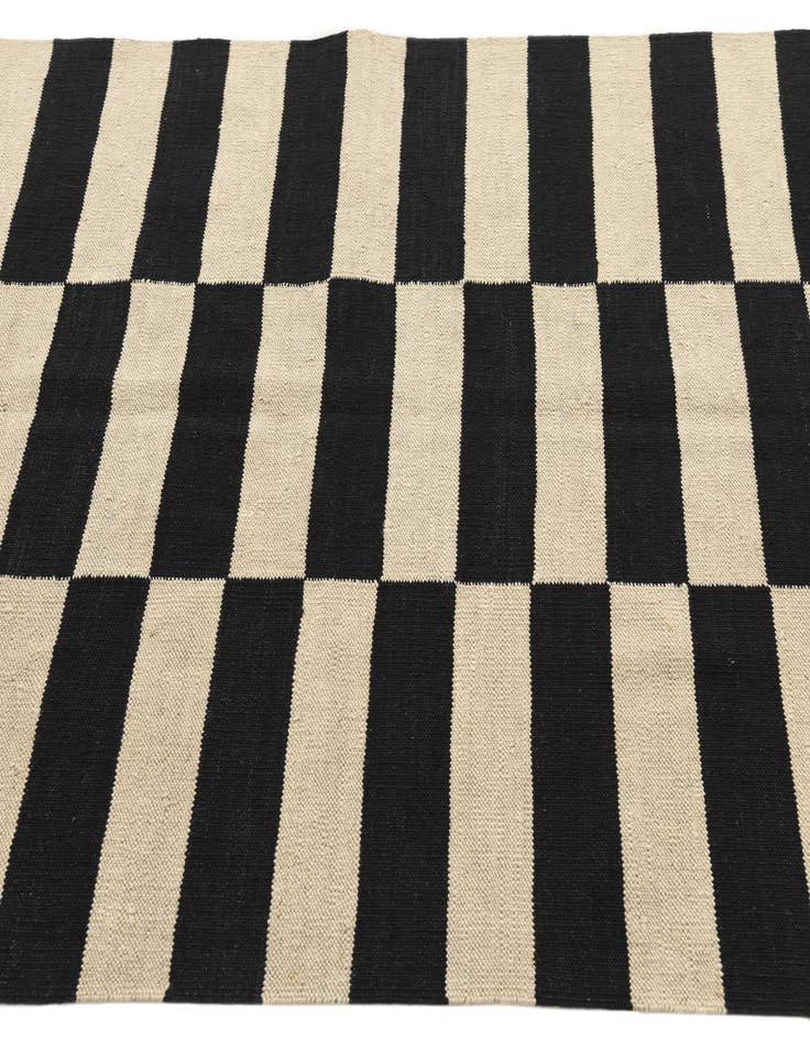 Detail image of  2' 7 x 4' 7  Hand Woven Kilim Modern Wool Rug