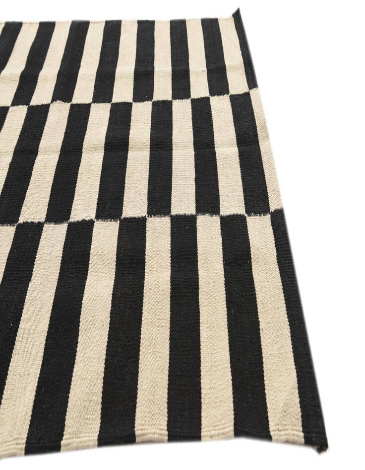 Detail image of  3' 5 x 4' 10  Hand Woven Kilim Modern Wool Rug