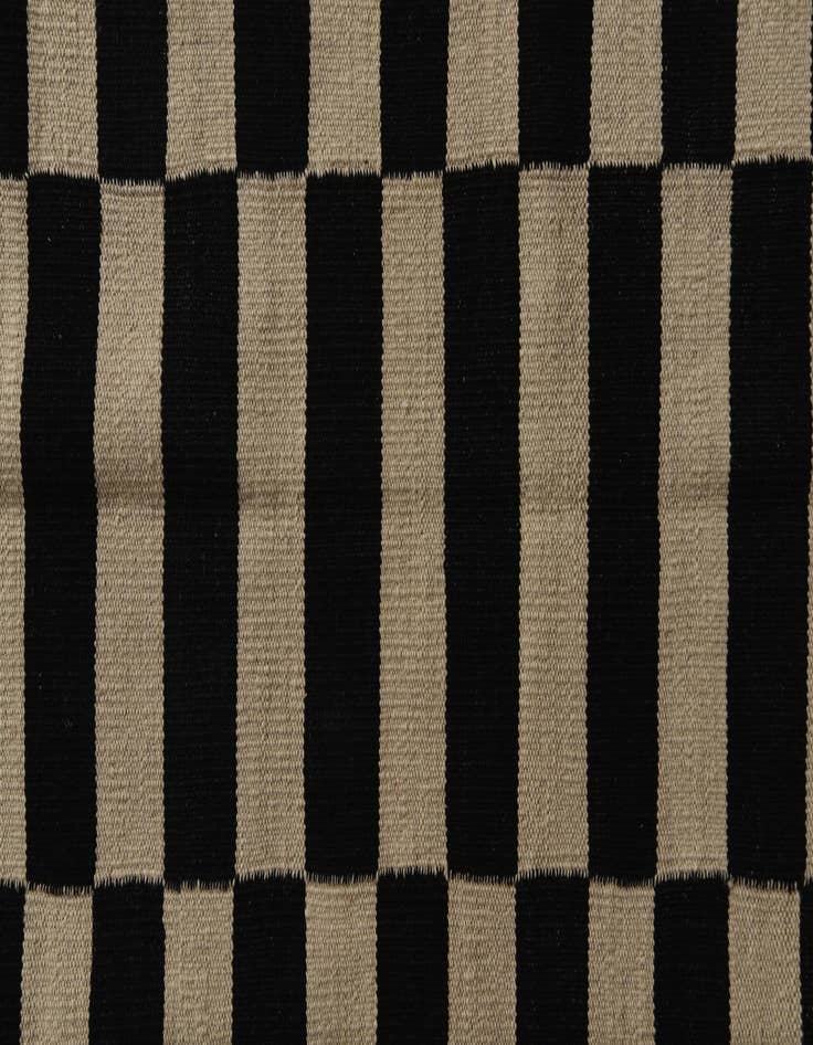Detail image of  3' 5 x 4' 10  Hand Woven Kilim Modern Wool Rug