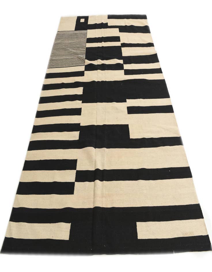 Detail image of  5' 7 x 10' 6  Hand Woven Kilim Modern Wool Rug