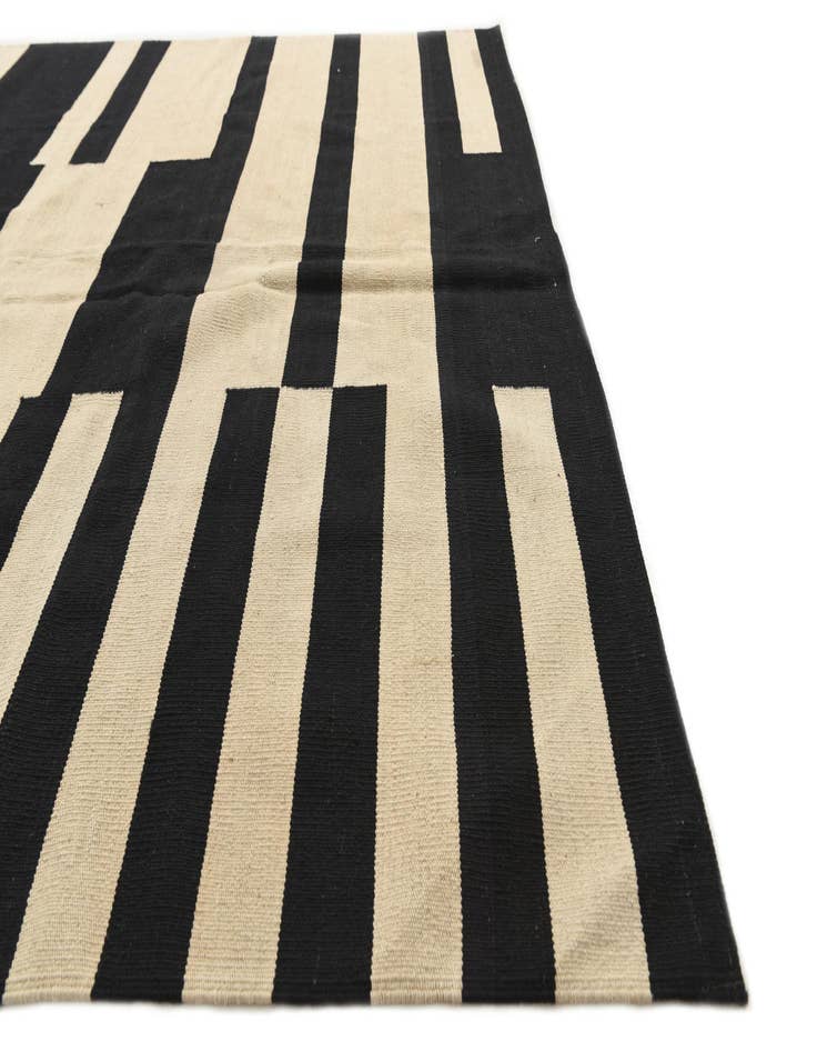 Detail image of  5' 7 x 10' 6  Hand Woven Kilim Modern Wool Rug