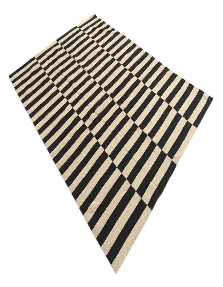 Detail image of  5' 8 x 8'  Hand Woven Kilim Modern Wool Rug