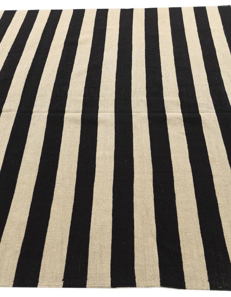 Detail image of  6' 8 x 9' 9  Hand Woven Kilim Modern Wool Rug