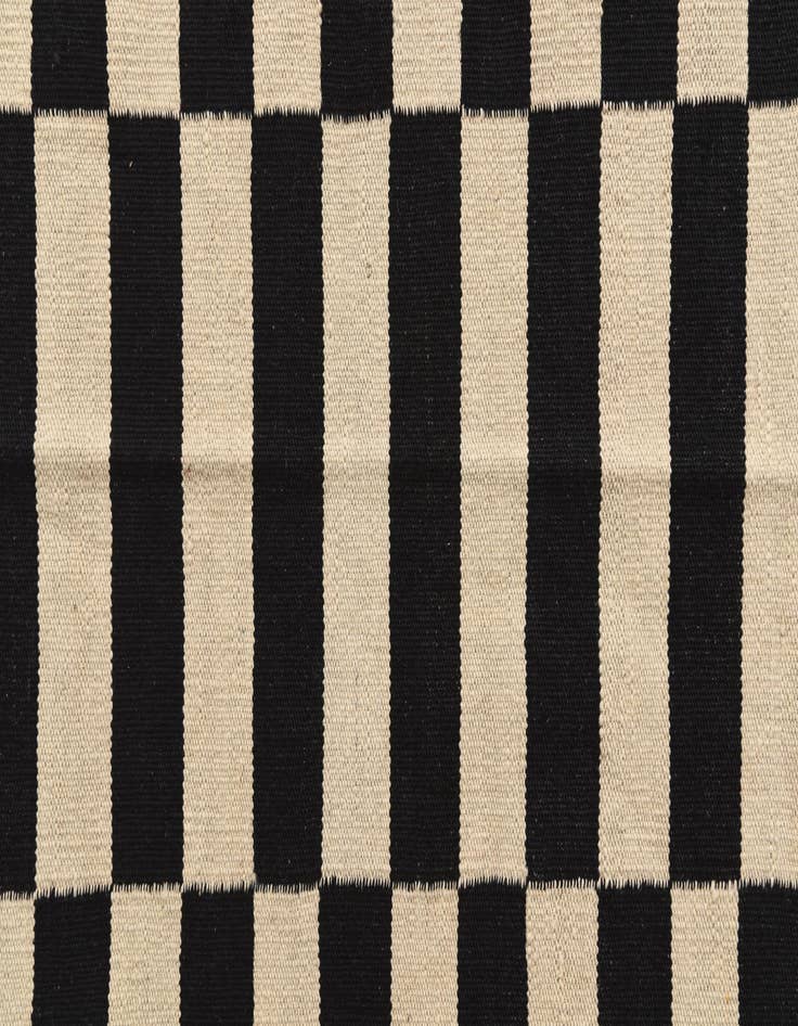 Detail image of  3' 7 x 4' 8  Hand Woven Kilim Modern Wool Rug