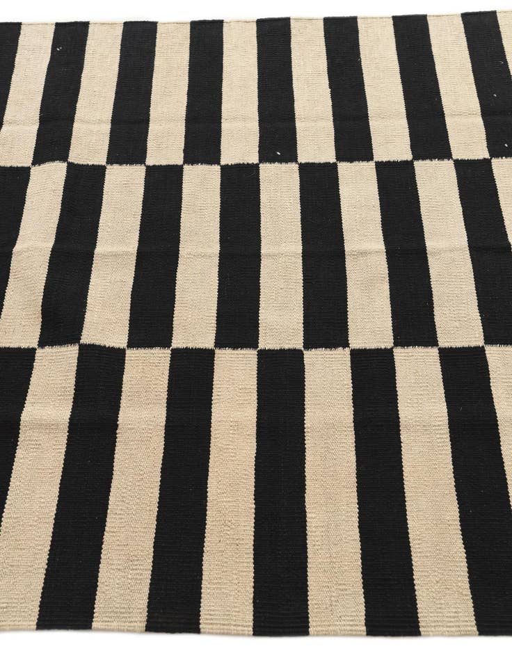 Detail image of  4' 2 x 6'  Hand Woven Kilim Modern Wool Rug