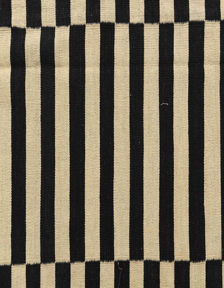 Detail image of  6' 10 x 9' 9  Hand Woven Kilim Modern Wool Rug