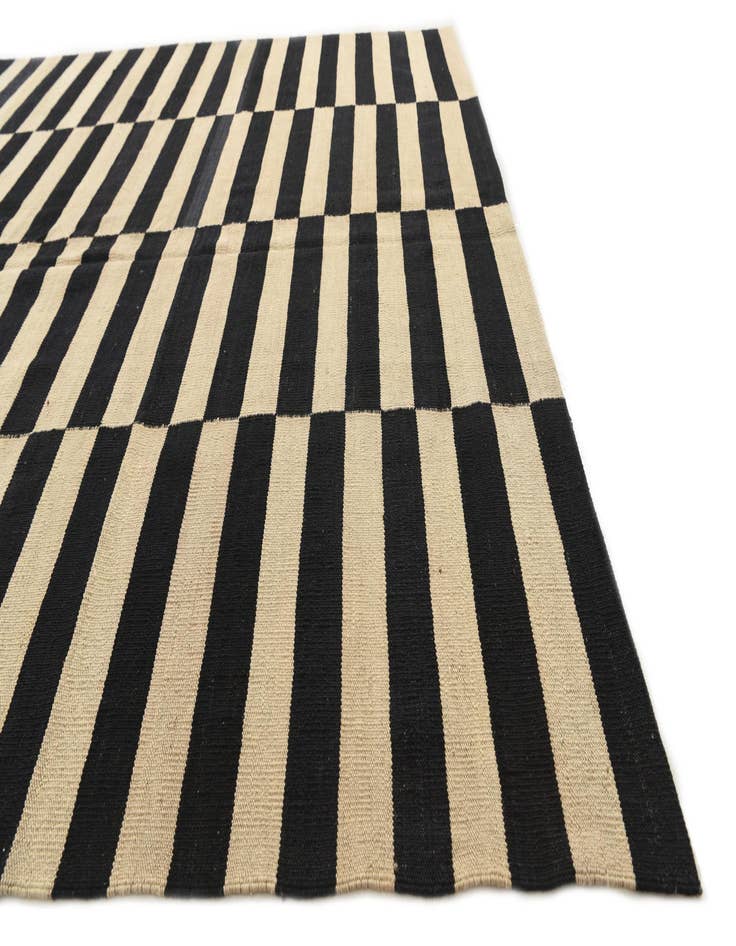 Detail image of  6' 9 x 9' 8  Hand Woven Kilim Modern Wool Rug