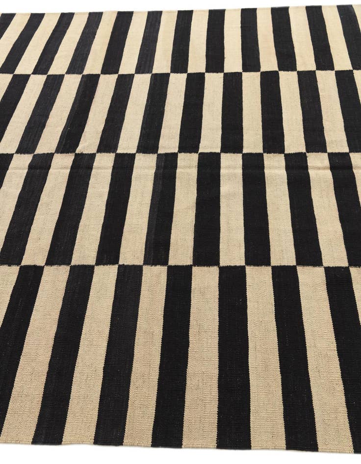 Detail image of  6' 9 x 9' 8  Hand Woven Kilim Modern Wool Rug