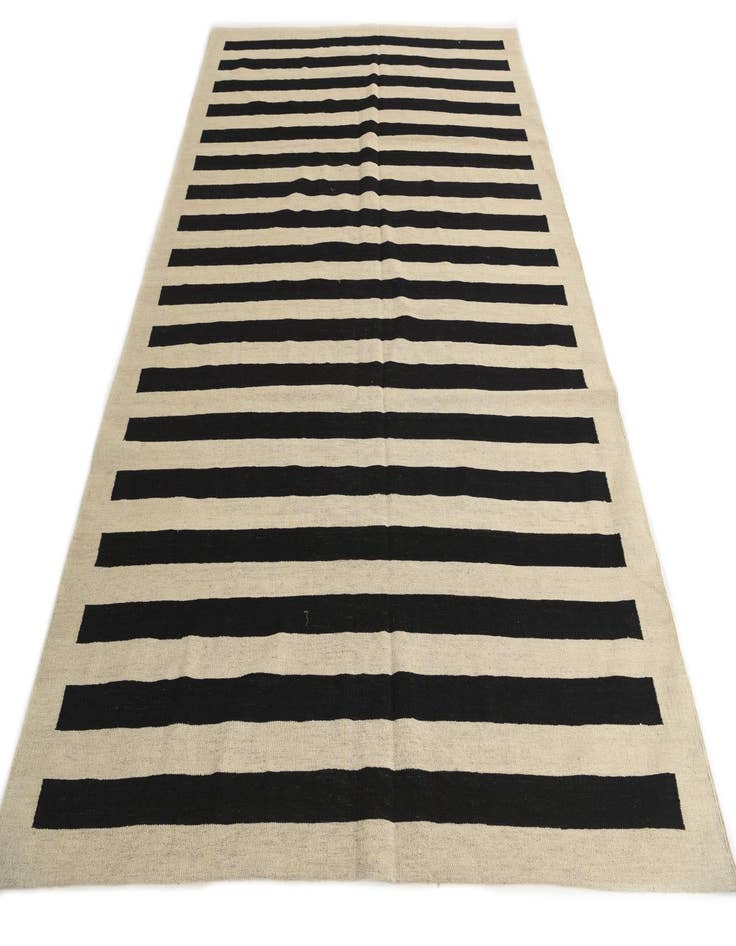 Detail image of  6' 9 x 9' 10  Hand Woven Kilim Modern Wool Rug