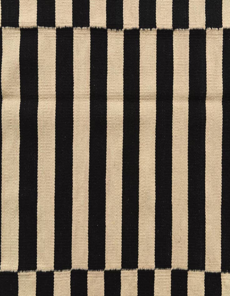 Detail image of  6' 6 x 9' 7  Hand Woven Kilim Modern Wool Rug