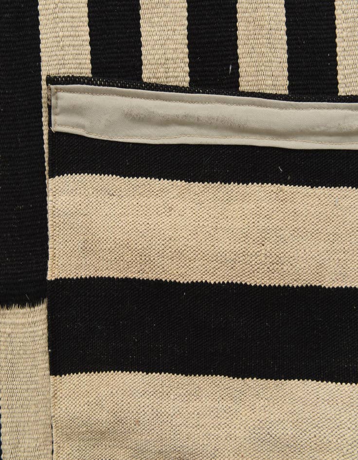 Detail image of  8' 1 x 9' 7  Hand Woven Kilim Modern Wool Rug