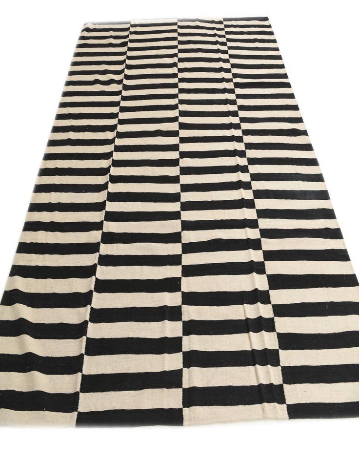 Detail image of  8' 4 x 9' 10  Hand Woven Kilim Modern Wool Rug