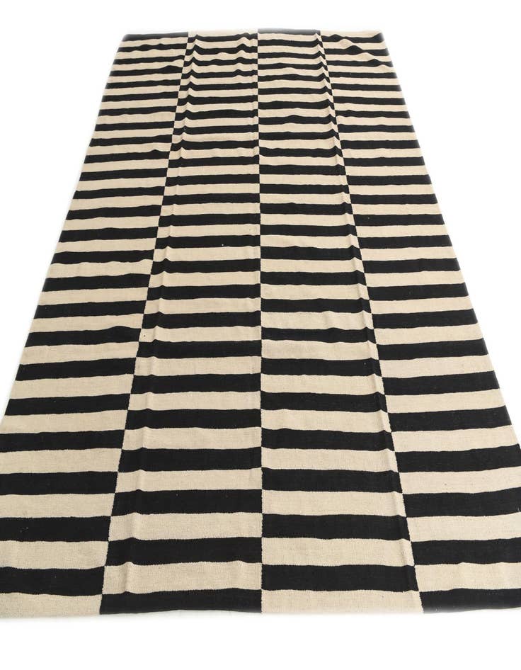 Detail image of  8' 2 x 9' 9  Hand Woven Kilim Modern Wool Rug