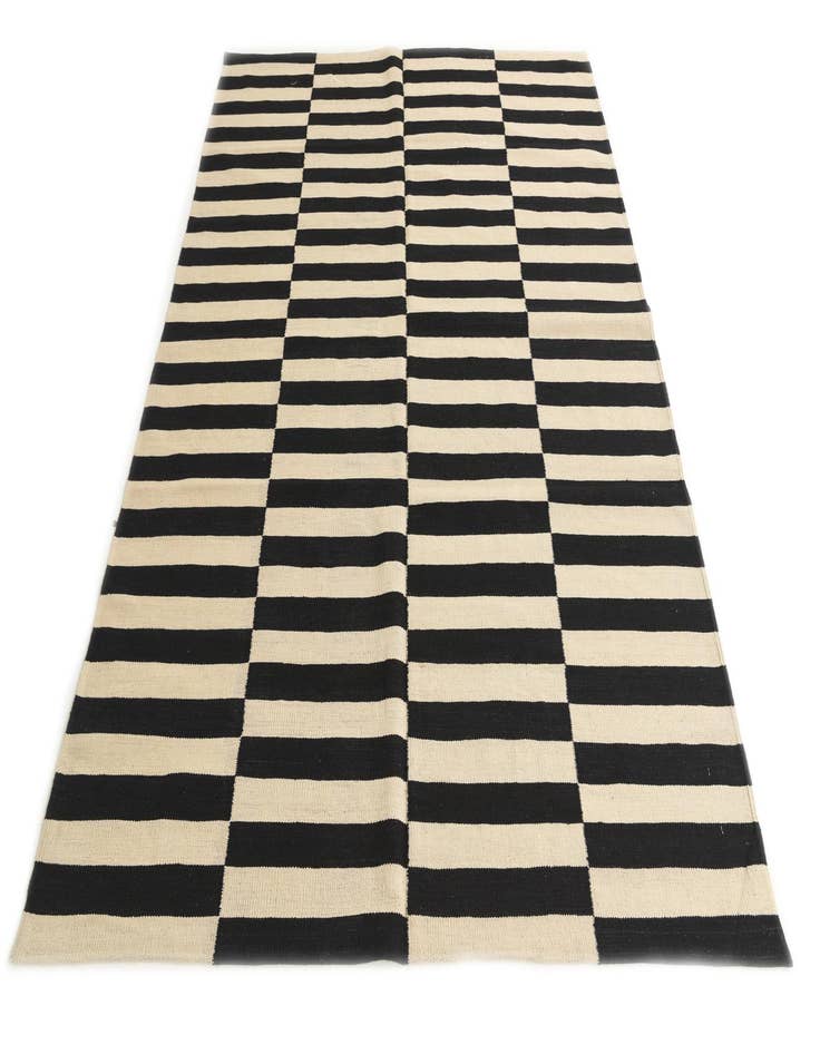 Detail image of  5' 9 x 8'  Hand Woven Kilim Modern Wool Rug