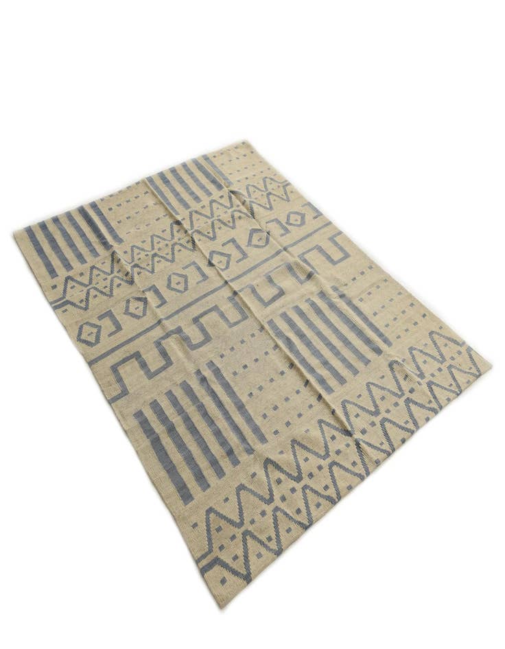 Detail image of  5' x 6' 7  Hand Woven Kilim Modern Wool Rug