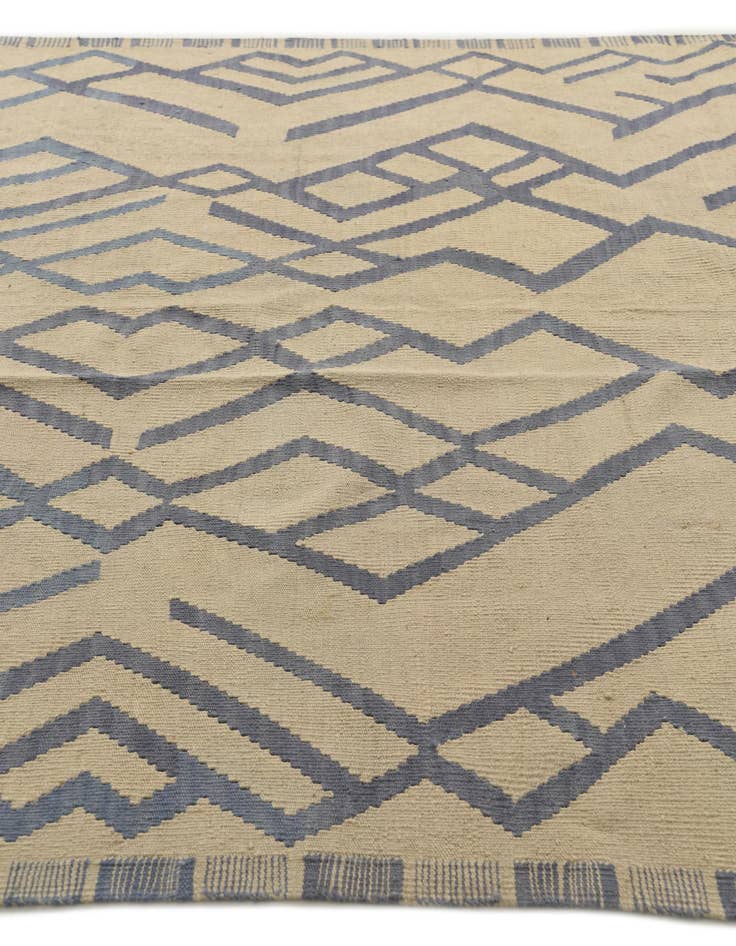Detail image of  6' x 8'  Hand Woven Kilim Modern Wool Rug