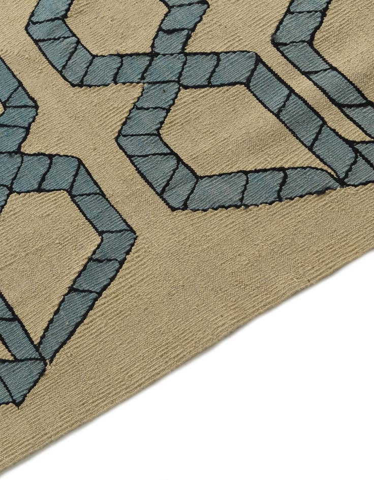 Detail image of  6' 9 x 9' 7  Hand Woven Kilim Modern Wool Rug