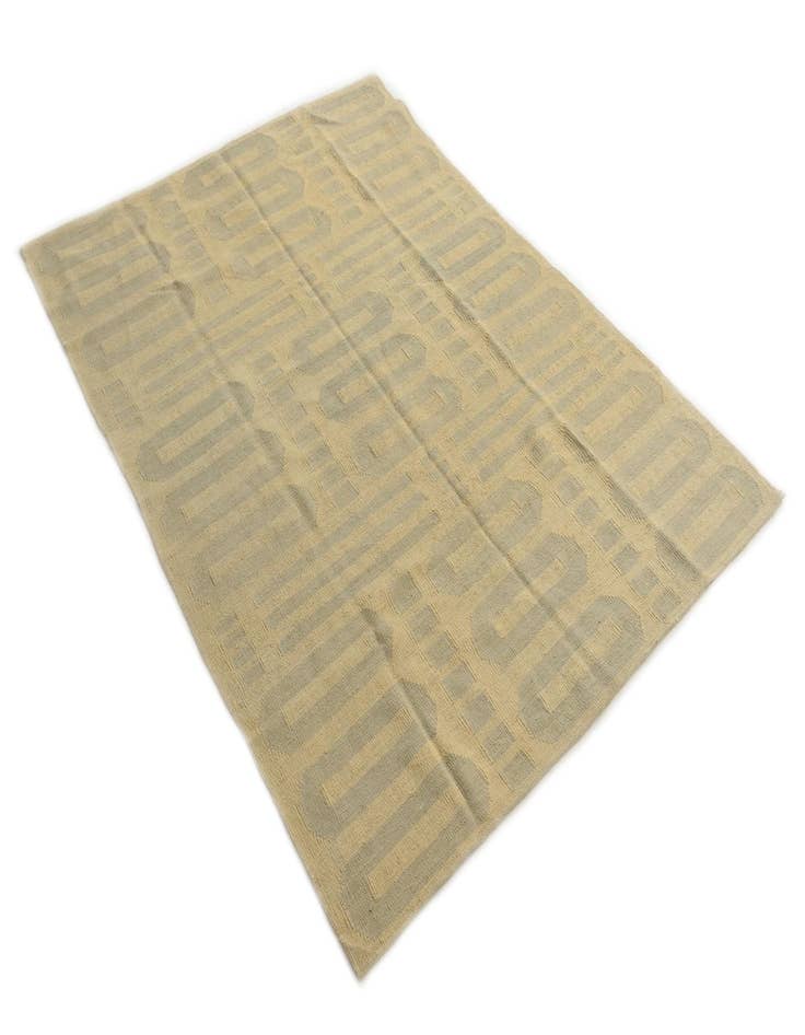 Detail image of  4' 10 x 6' 7  Hand Woven Kilim Modern Wool Rug