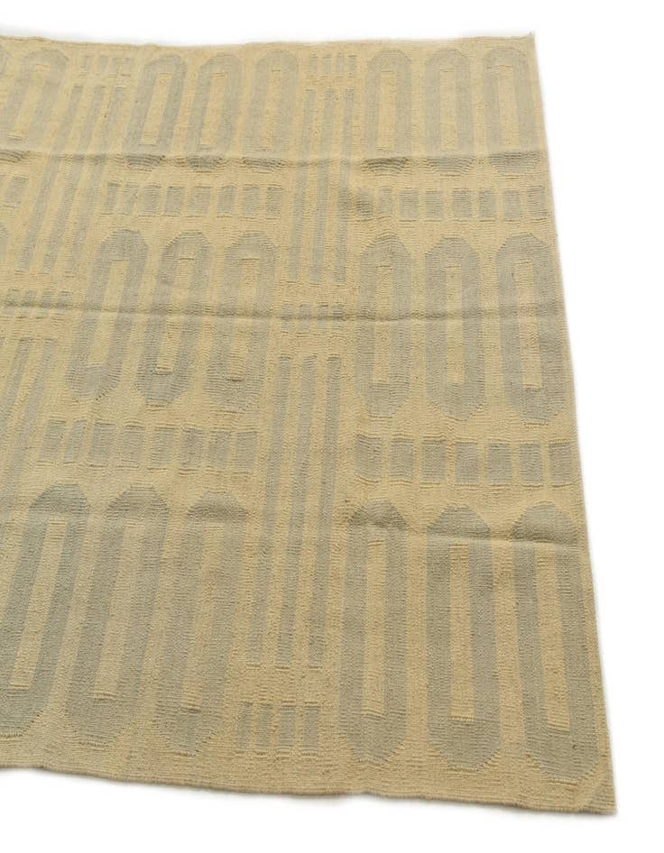 Detail image of  4' 10 x 6' 7  Hand Woven Kilim Modern Wool Rug
