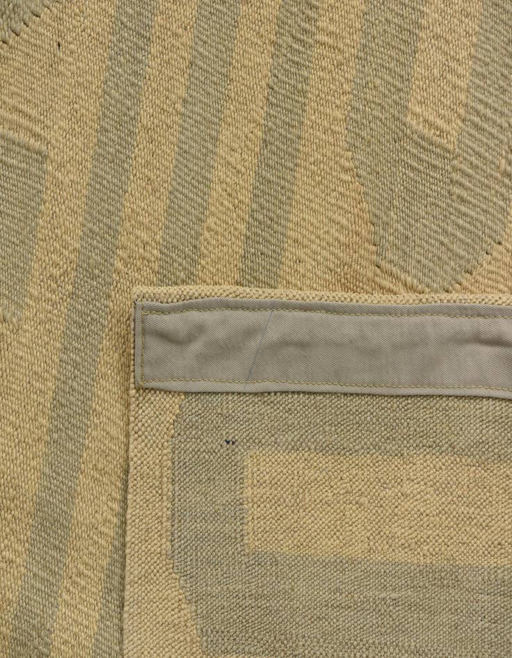 Detail image of  4' 10 x 6' 7  Hand Woven Kilim Modern Wool Rug