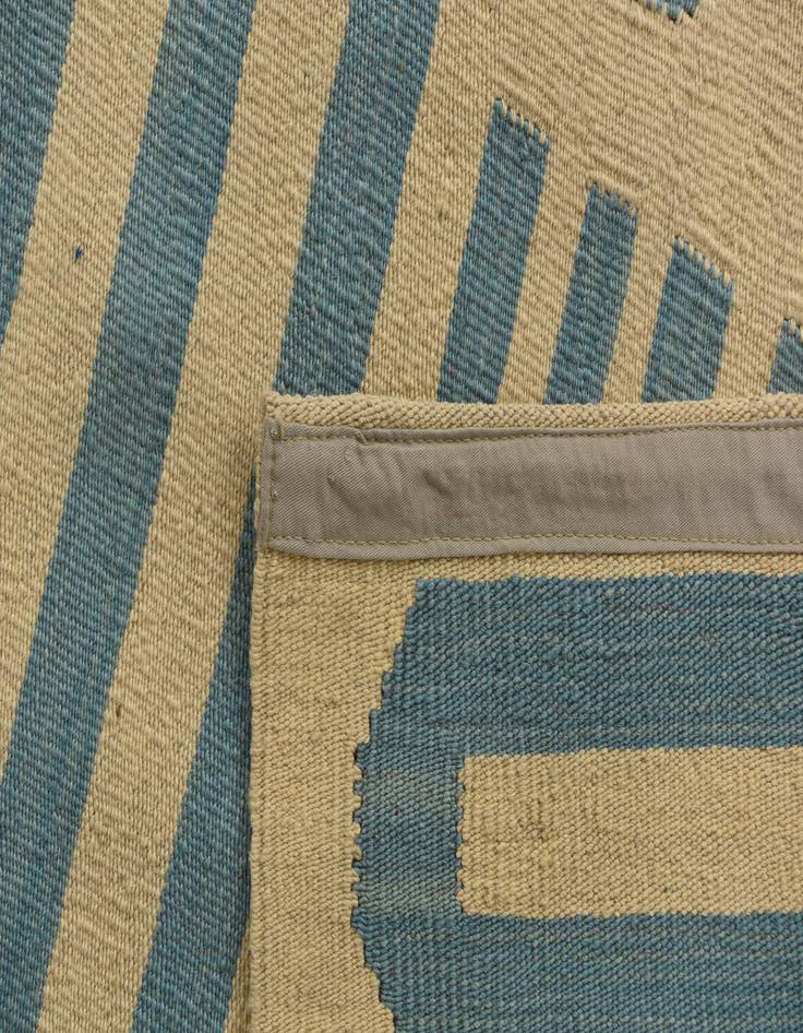 Detail image of  4' 9 x 6' 7  Hand Woven Kilim Modern Wool Rug