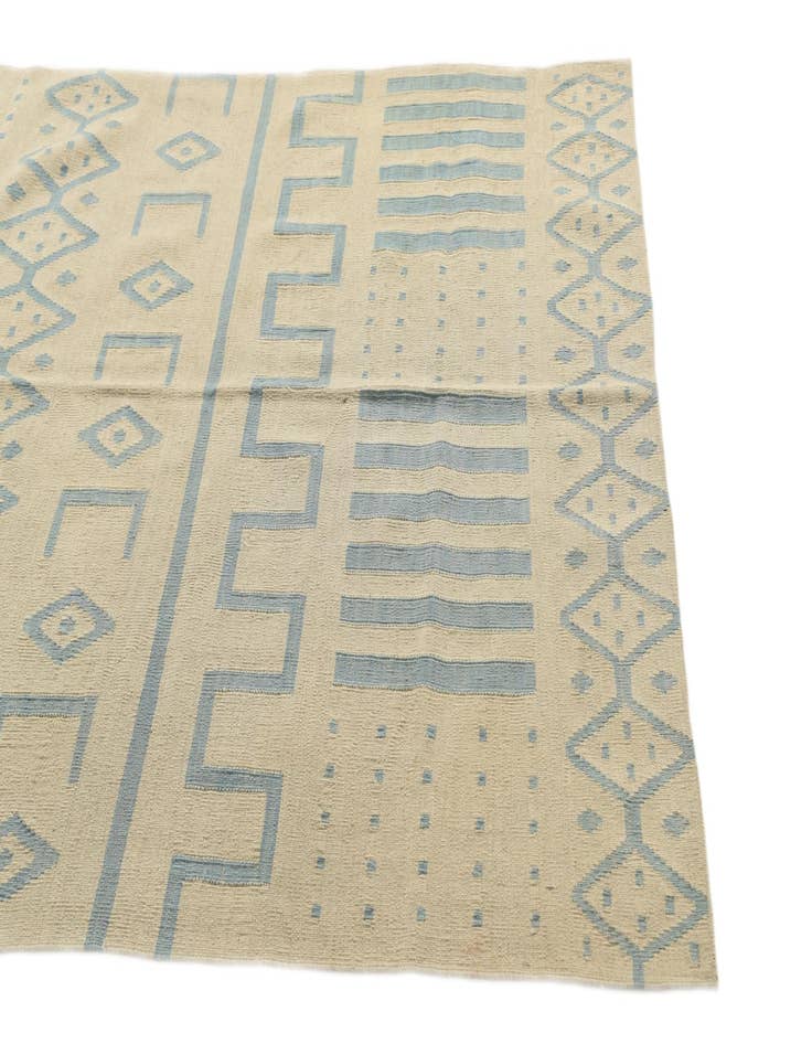 Detail image of  5' 2 x 6' 5  Hand Woven Kilim Modern Wool Rug