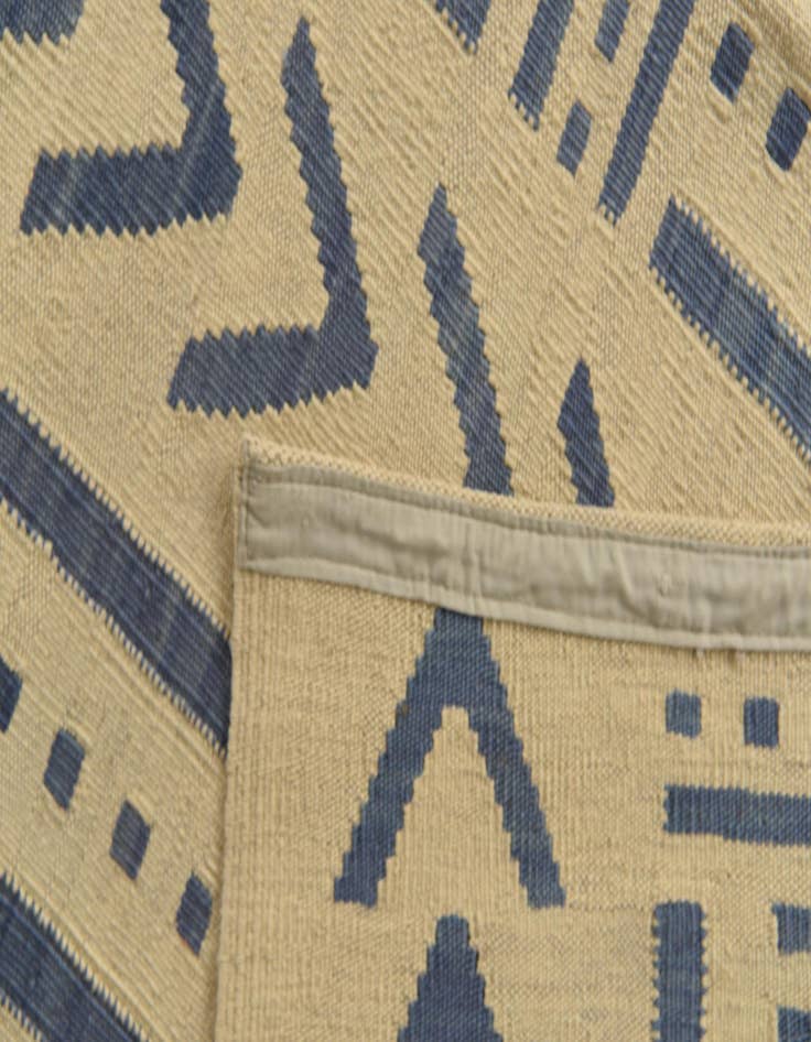 Detail image of  6' 2 x 7' 8  Hand Woven Kilim Modern Wool Rug