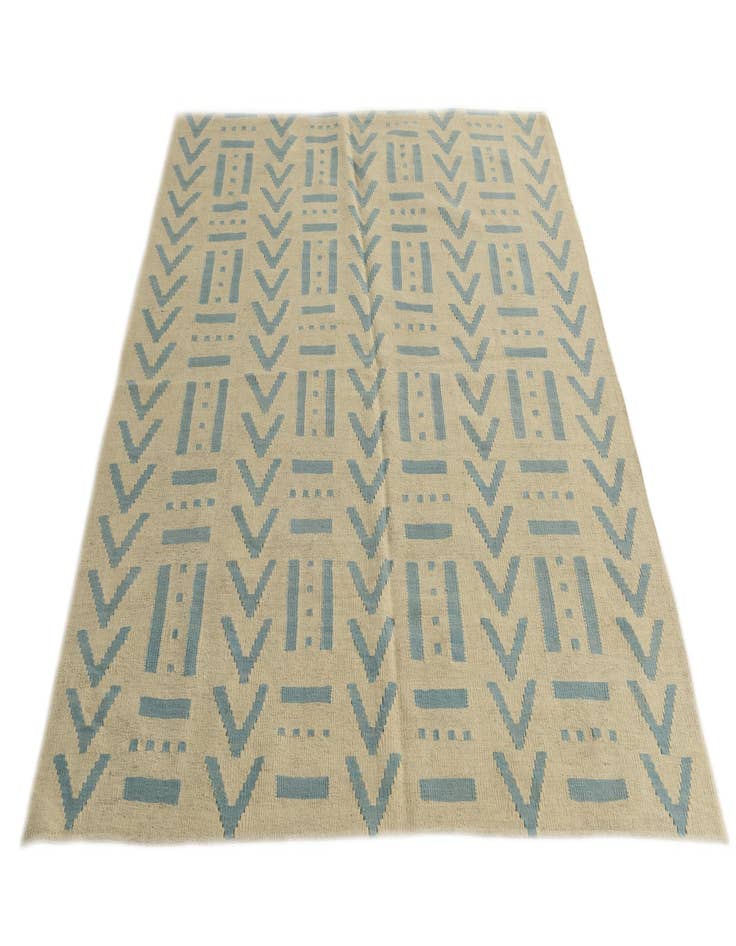 Detail image of  5' 2 x 6' 5  Hand Woven Kilim Modern Wool Rug