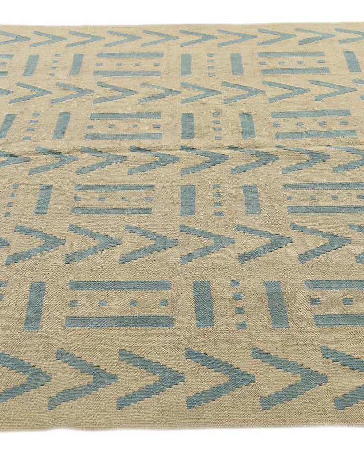 Detail image of  5' 2 x 6' 5  Hand Woven Kilim Modern Wool Rug