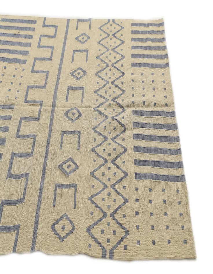 Detail image of  5' 1 x 6' 2  Hand Woven Kilim Modern Wool Rug