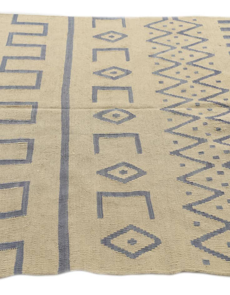 Detail image of  5' 1 x 6' 2  Hand Woven Kilim Modern Wool Rug