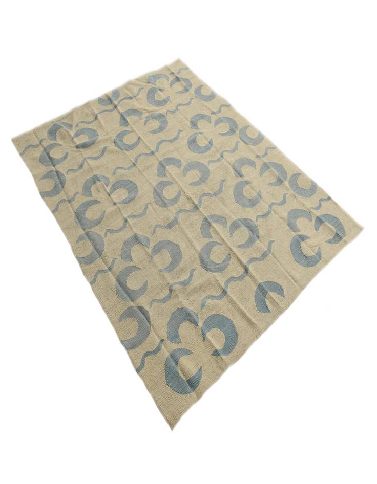 Detail image of  5' 2 x 6' 5  Hand Woven Kilim Modern Wool Rug