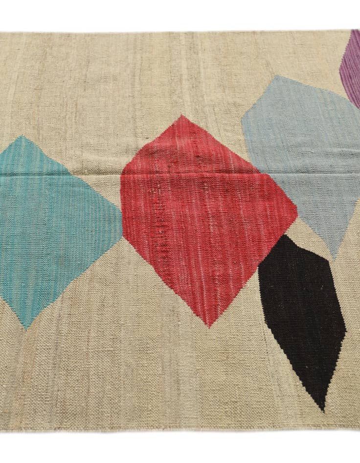 Detail image of  4' 2 x 5' 9  Hand Woven Kilim Modern Wool Rug