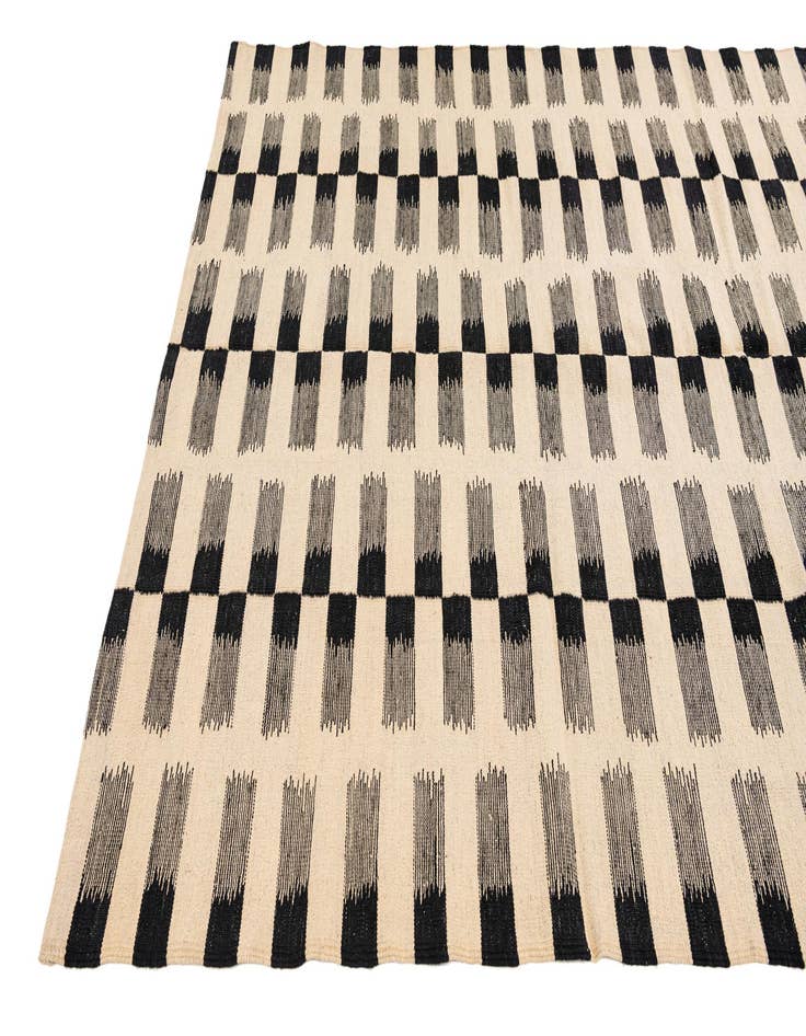 Detail image of  6' 2 x 7' 8  Hand Woven Kilim Modern Wool Rug