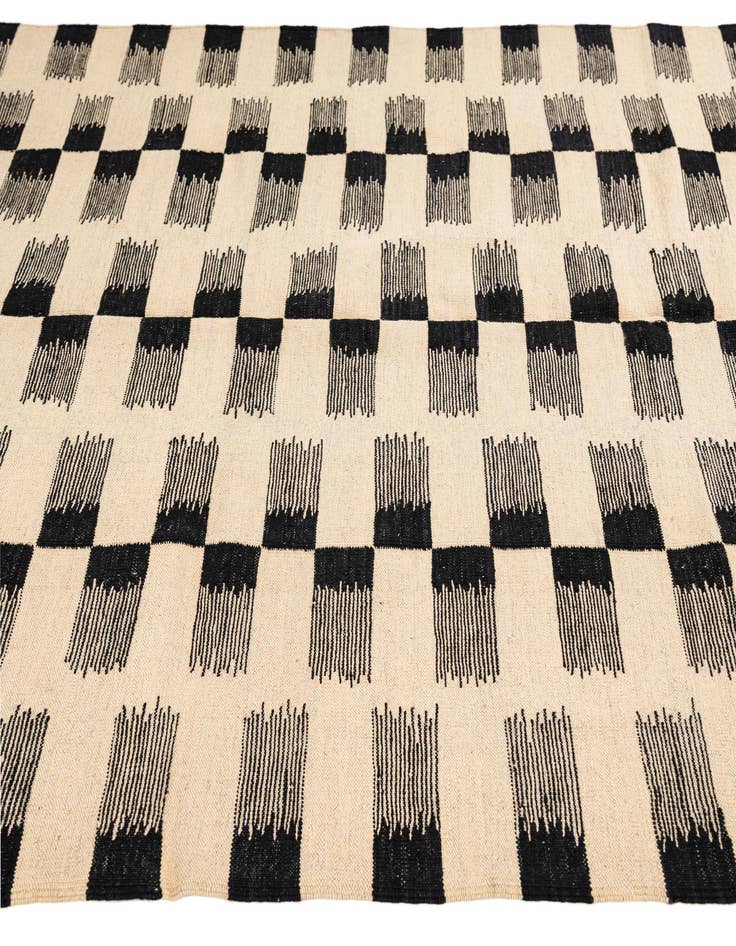 Detail image of  6' 2 x 7' 8  Hand Woven Kilim Modern Wool Rug