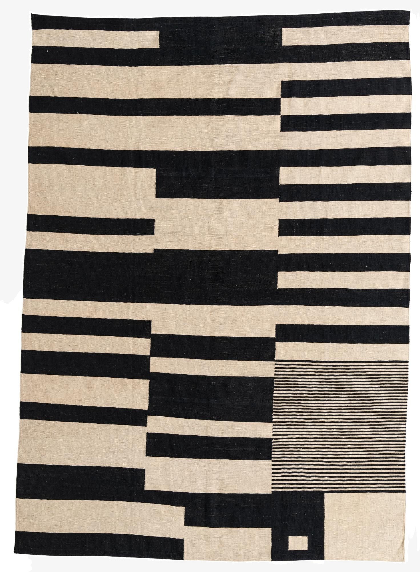  6' 9 x 10' 7  Hand Woven Kilim Modern Wool Rug