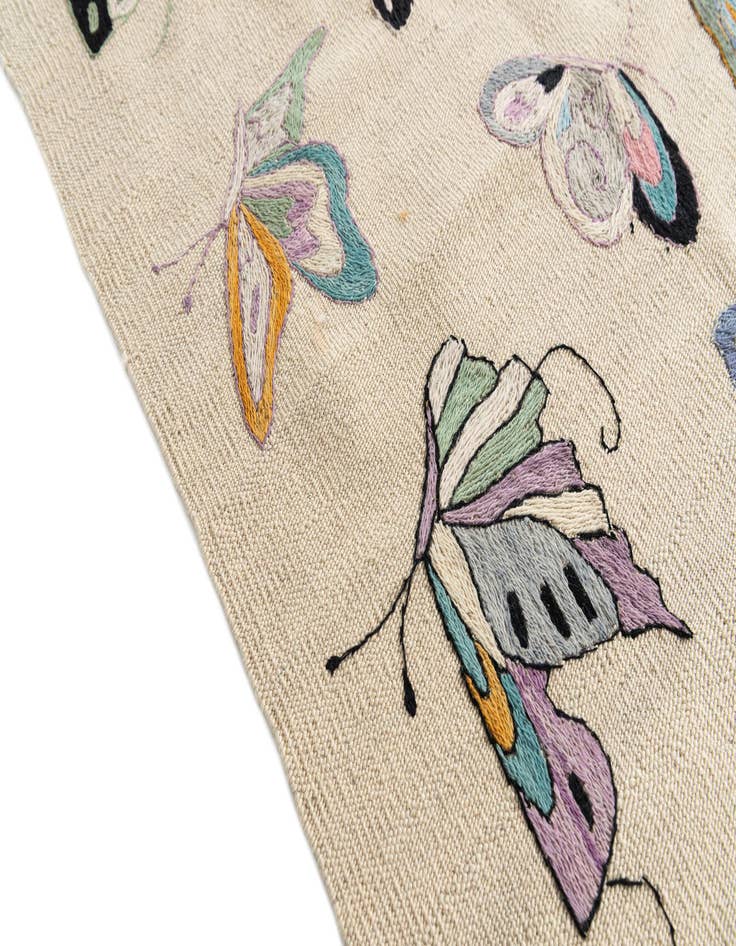 Detail image of  5' 9 x 7' 9  Hand Woven Kilim Suzani Wool Rug