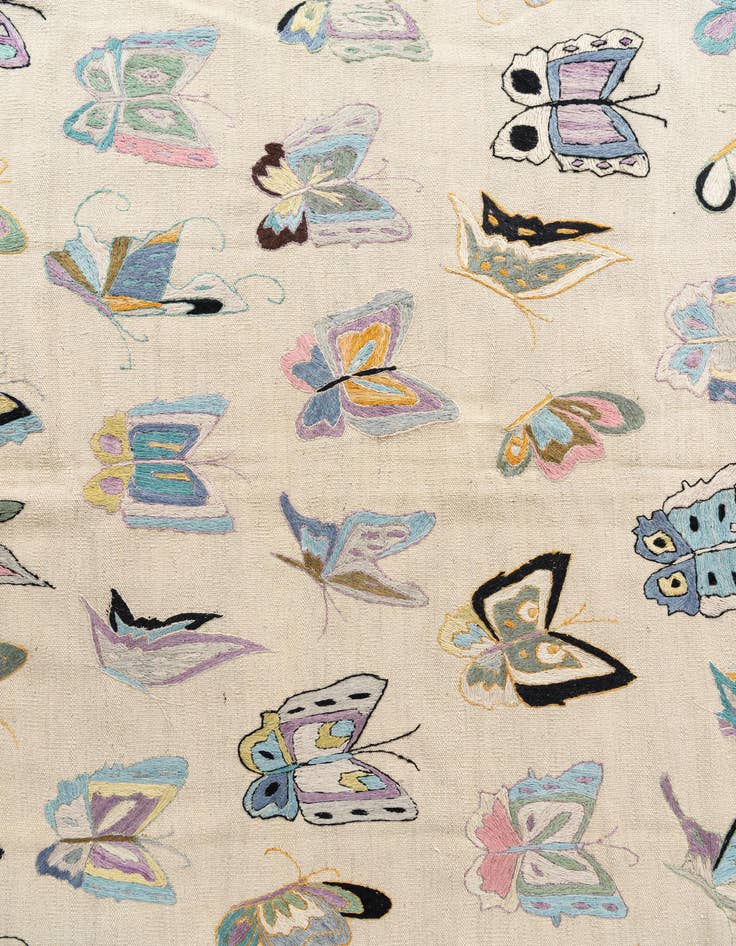 Detail image of  5' 9 x 7' 9  Hand Woven Kilim Suzani Wool Rug