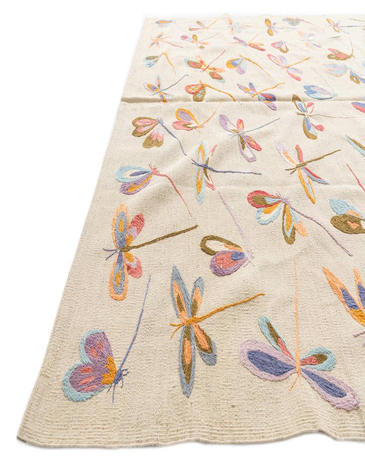 Detail image of  6' 7 x 9' 4  Hand Woven Kilim Suzani Wool Rug