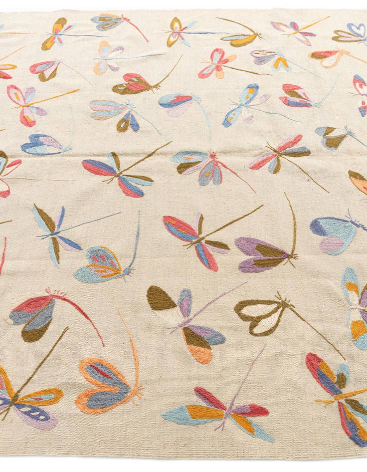 Detail image of  6' 7 x 9' 4  Hand Woven Kilim Suzani Wool Rug